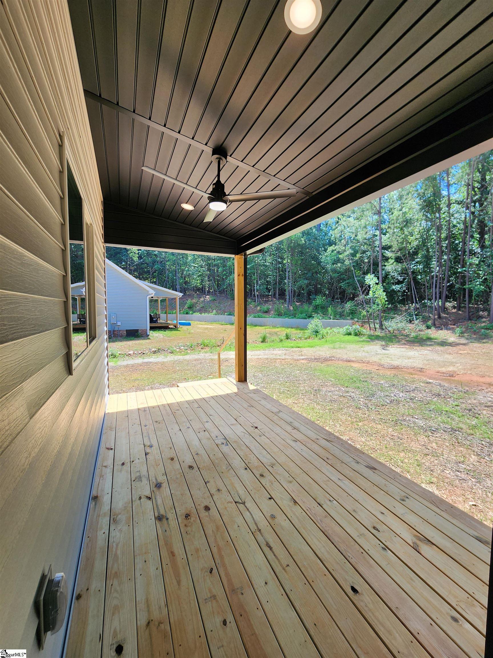 402 Edgewater Drive Anderson, SC 29626 - Photo 29 of 33