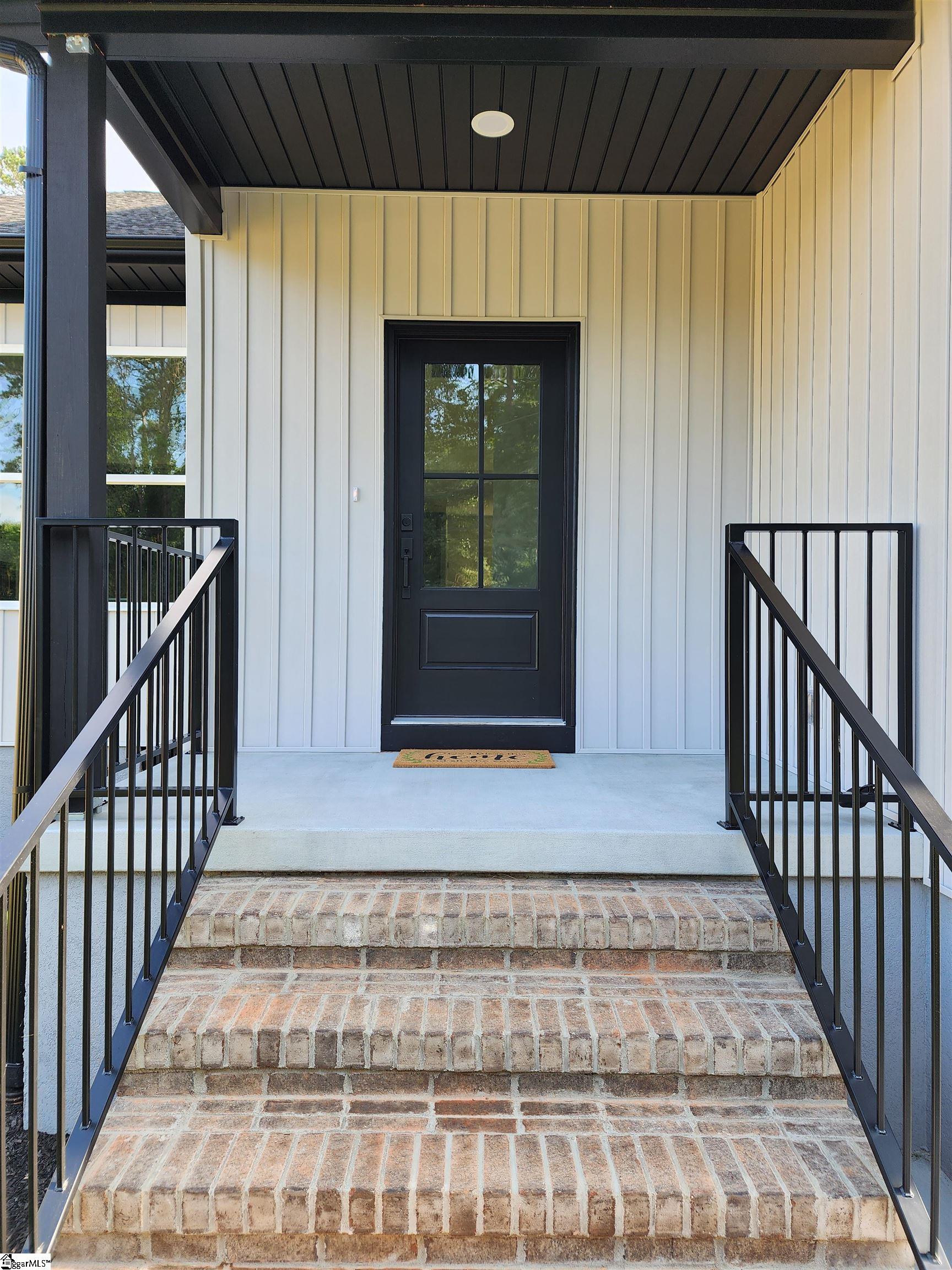 402 Edgewater Drive Anderson, SC 29626 - Photo 6 of 33