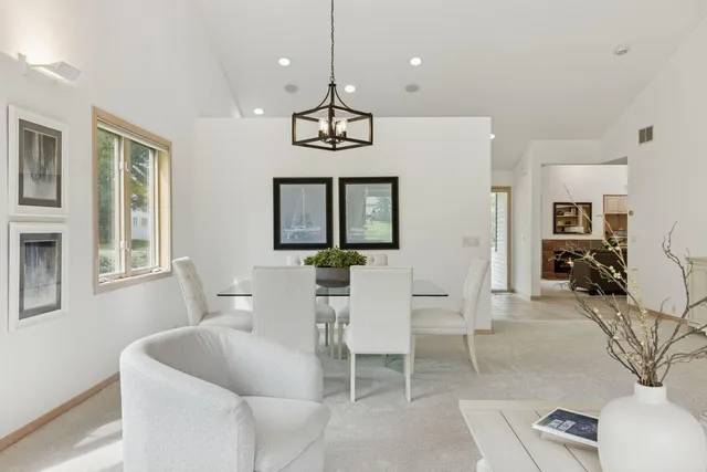 $499,000 | 19767 Waterford Court, Excelsior, MN 55331