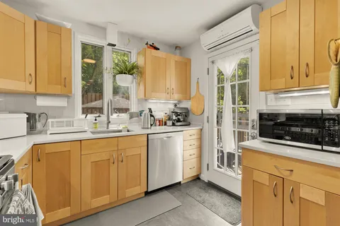 $1,450,000 | 3107 17th Street Northwest, Washington, DC 20010