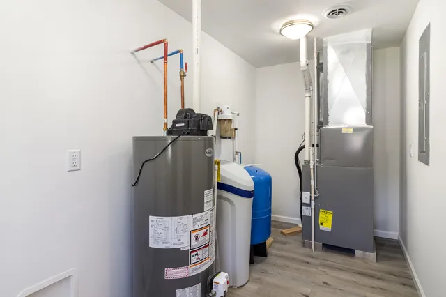 $1,850 | 44 Vick Tree Lane, Hebron, IN 46341