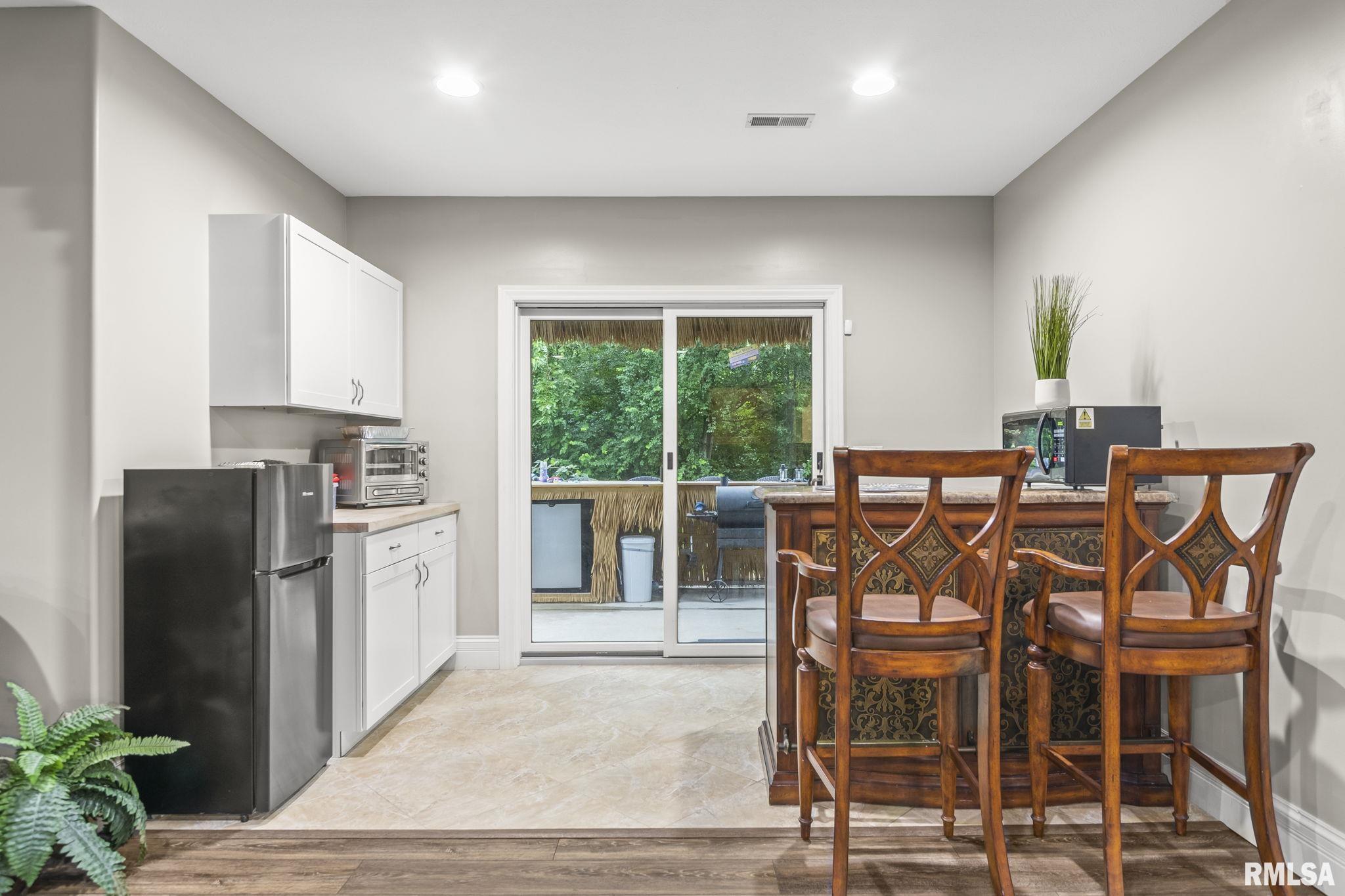 2812 Pat Tillman Drive Springfield, IL 62711 - Photo 35 of 48