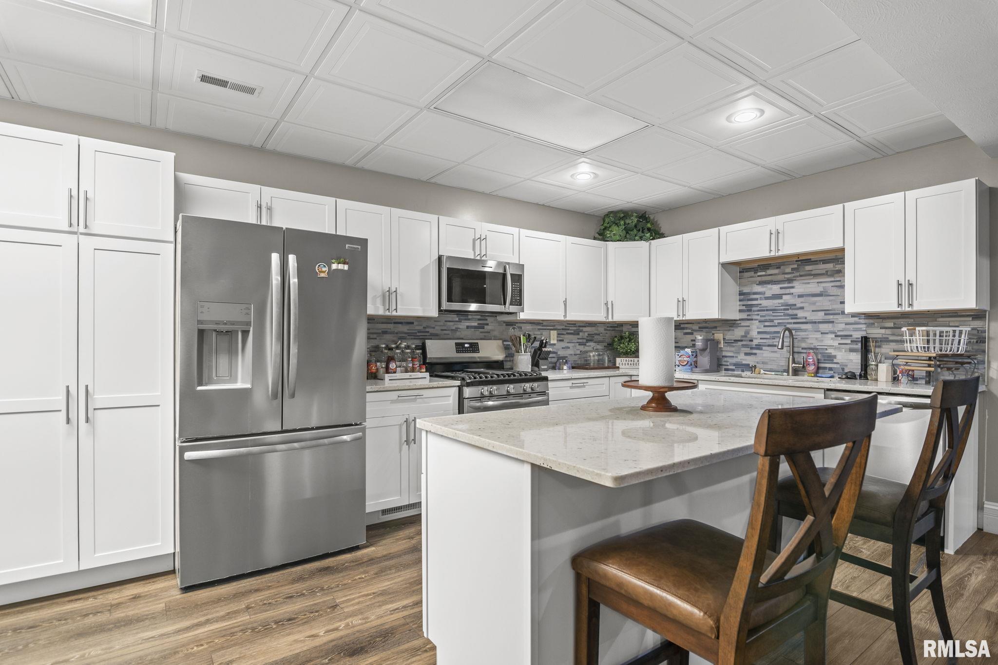 2812 Pat Tillman Drive Springfield, IL 62711 - Photo 36 of 48
