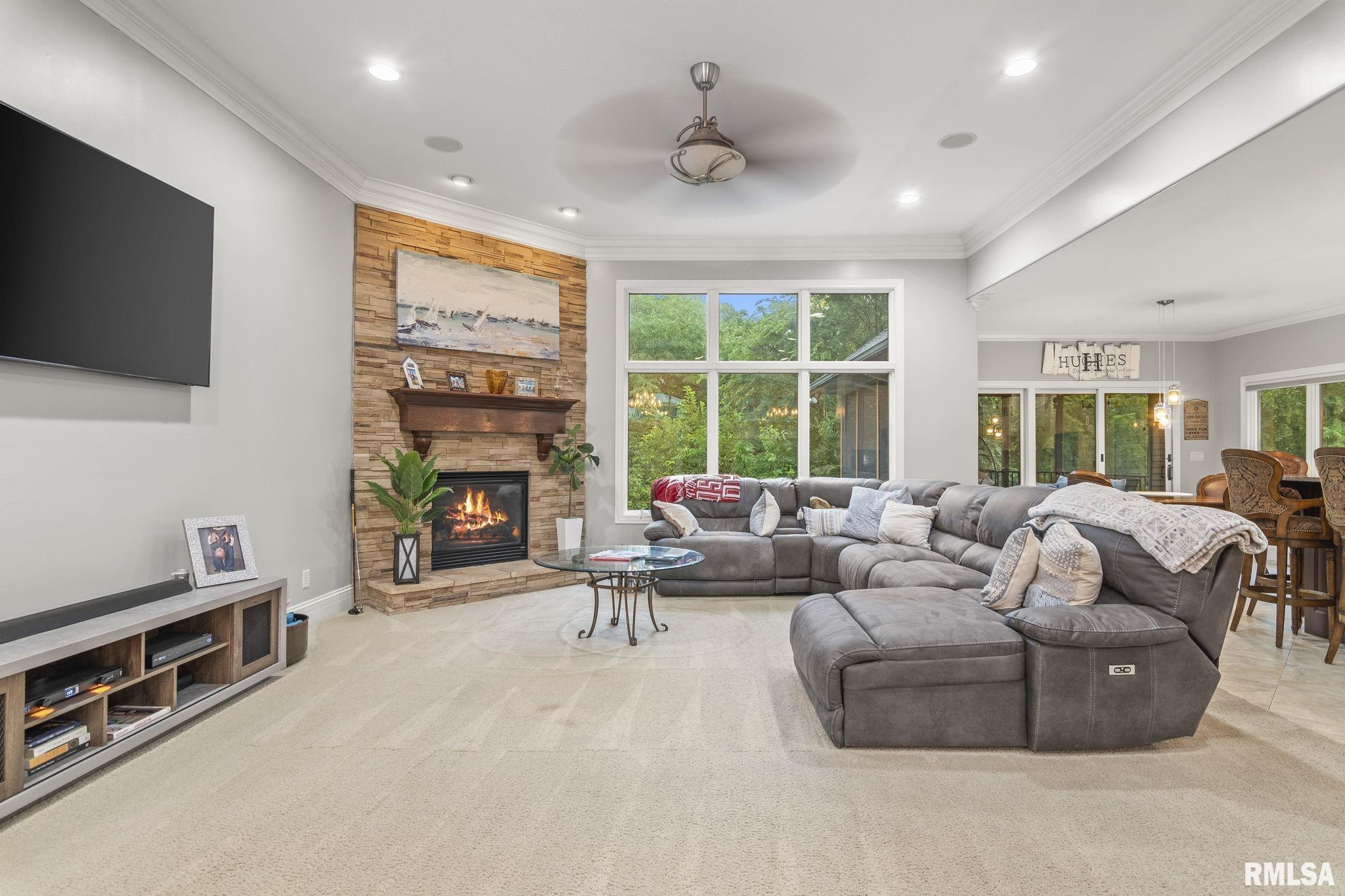 2812 Pat Tillman Drive Springfield, IL 62711 - Photo 5 of 48