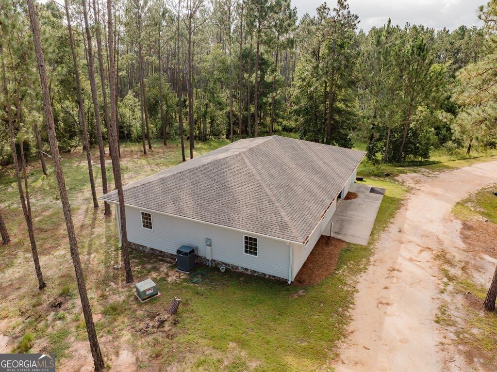 3 Chestnut Road Hazlehurst, GA 31539 - Photo 39 of 66 a aerial view of a house with pool