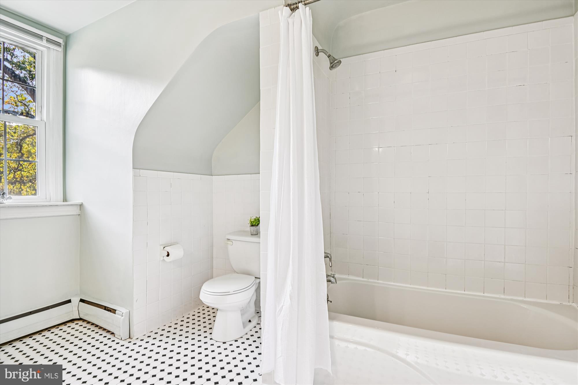 3908 Street Road Street, MD 21154 - Photo 64 of 106 Ceramic tile