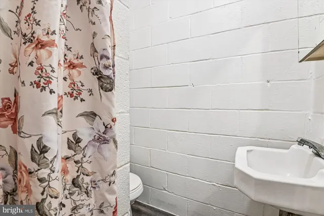 $1,000,000 | 3908 Street Road, Street, MD 21154