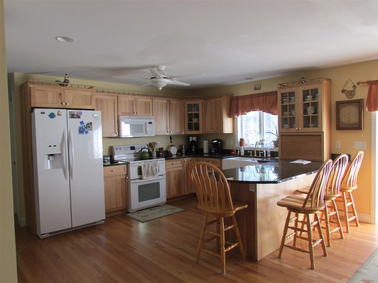 33 Evans Road Rochester, NH 03867 - Photo 3 of 31