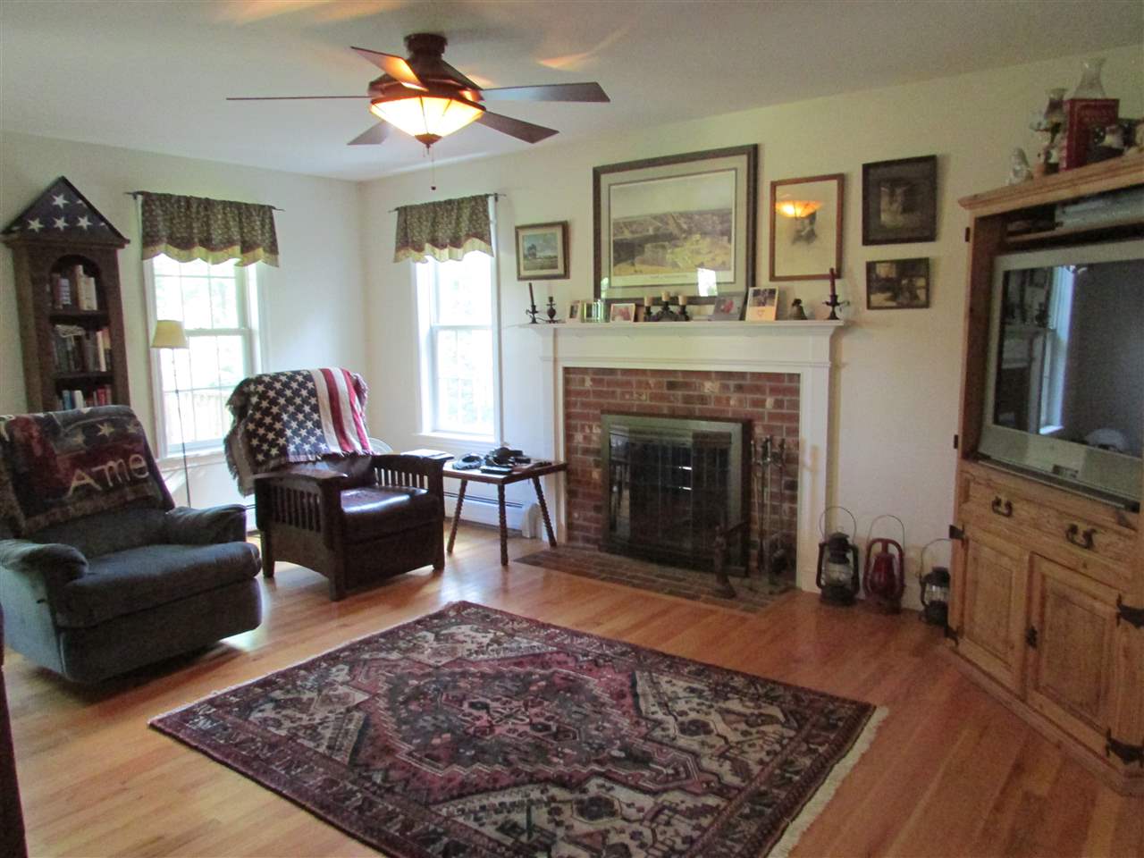 33 Evans Road Rochester, NH 03867 - Photo 5 of 31