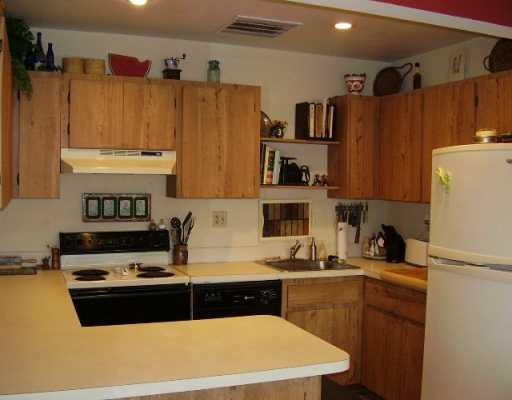 1250 Miami Road, Unit 8 Fort Lauderdale, FL 33316 - Photo 3 of 6 Kitchen