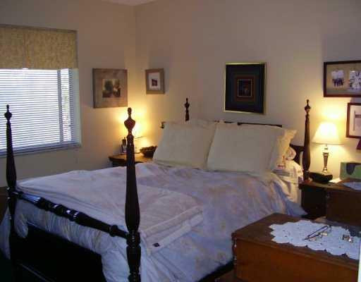 1250 Miami Road, Unit 8 Fort Lauderdale, FL 33316 - Photo 4 of 6 Master Bedroom