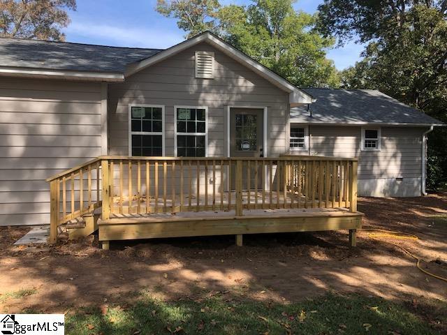 2220 East Lee Road Taylors, SC 29687 - Photo 2 of 5 Gallery Image 2
