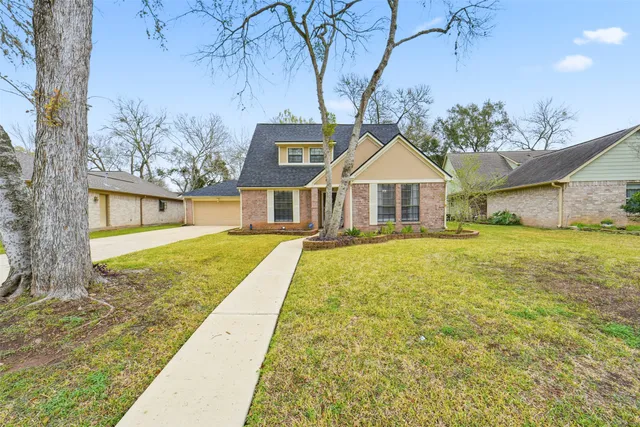$2,800 | 1306 Carriage Drive, Richmond, TX 77406