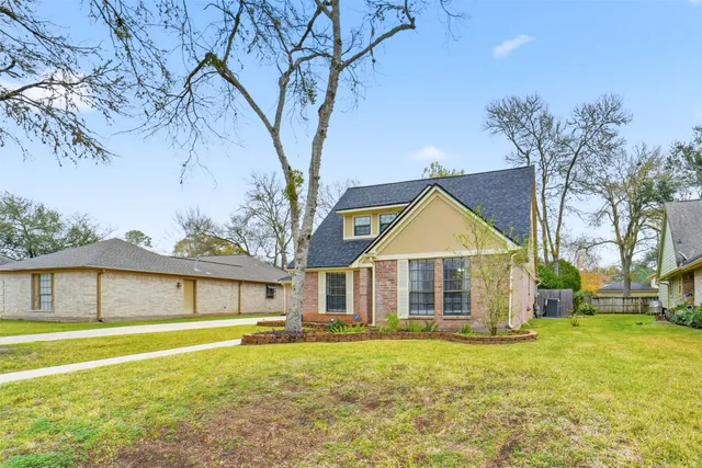 $2,800 | 1306 Carriage Drive, Richmond, TX 77406