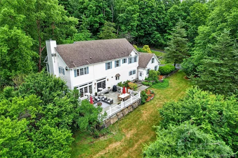 $790,000 | 22 Indian Wells Road, Brewster, NY 10509