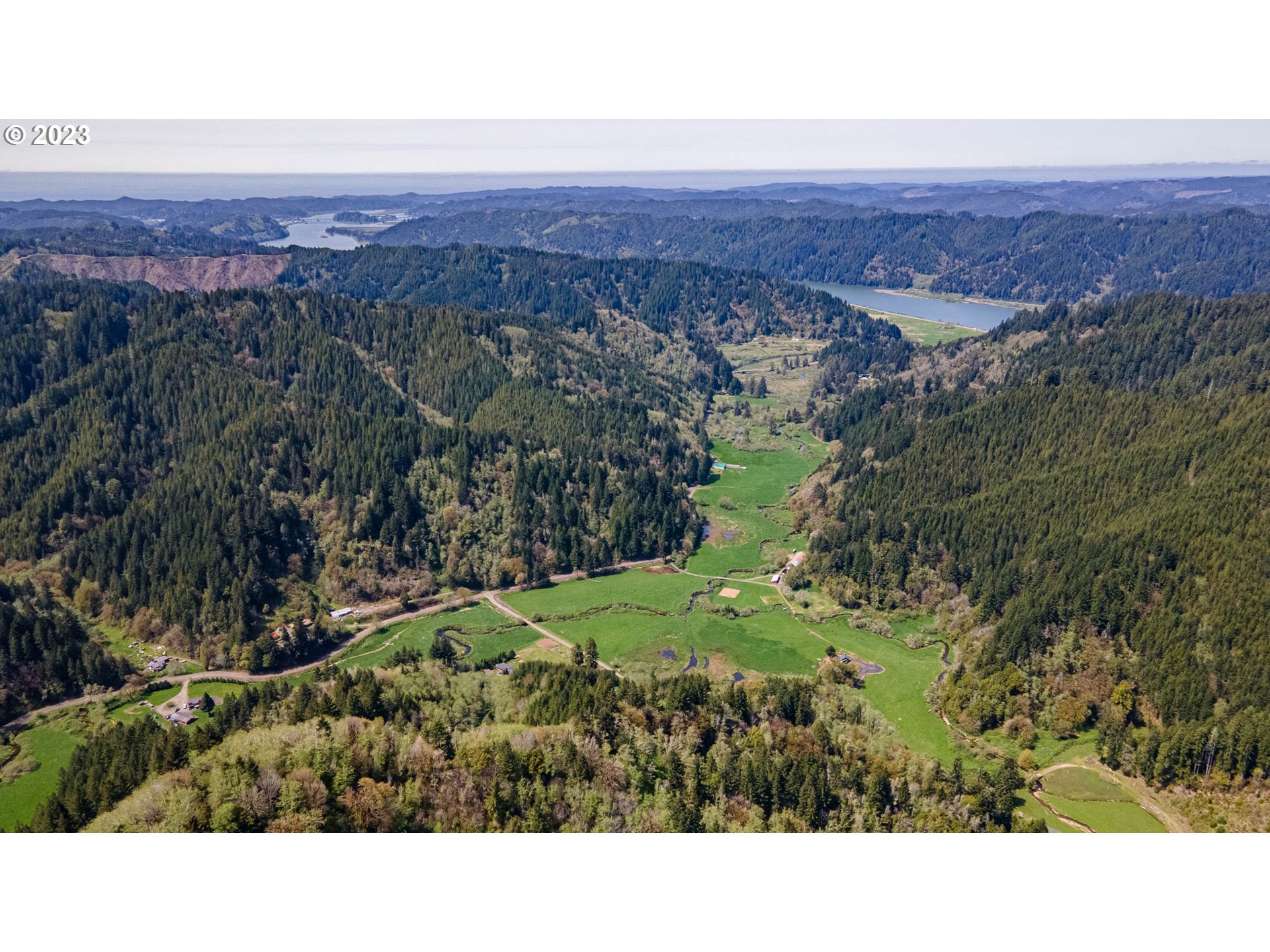 233 Johanneson Creek Road Reedsport, OR 97467 - Photo 9 of 48