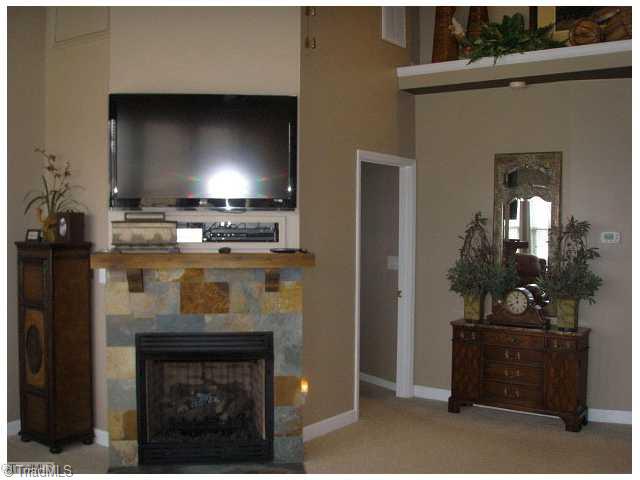3324 Mock Road High Point, NC 27265 - Photo 7 of 16 Den/Family/Great Room.