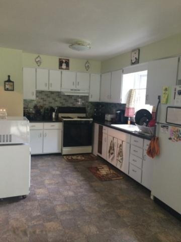 211 South State Street Reed City, MI 49677 - Photo 2 of 15 IMG_6681