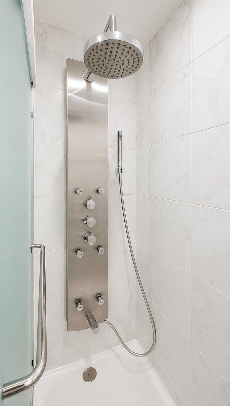 9880 Marina Boulevard, Unit 1520 Boca Raton, FL 33428 - Photo 14 of 36 Spa Shower