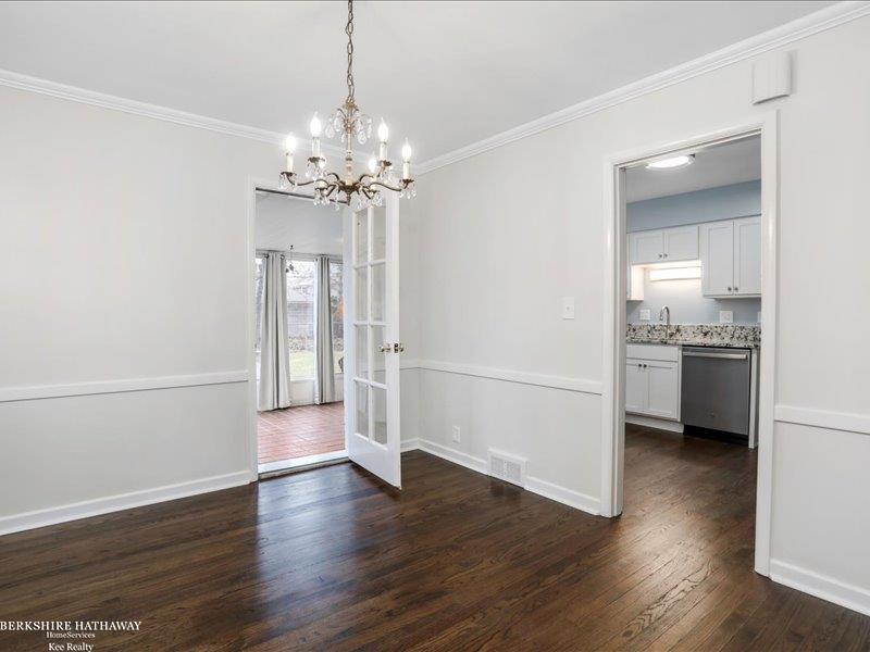 858 Trombley Road Grosse Pointe, MI 48230 - Photo 38 of 54 50144869-5d791bbc-e395-488f-a108-fff0e48552dc.JPG
