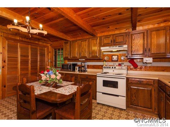 257 Bee Ridge Road Asheville, NC 28803 - Photo 7 of 21 Gallery Image 7
