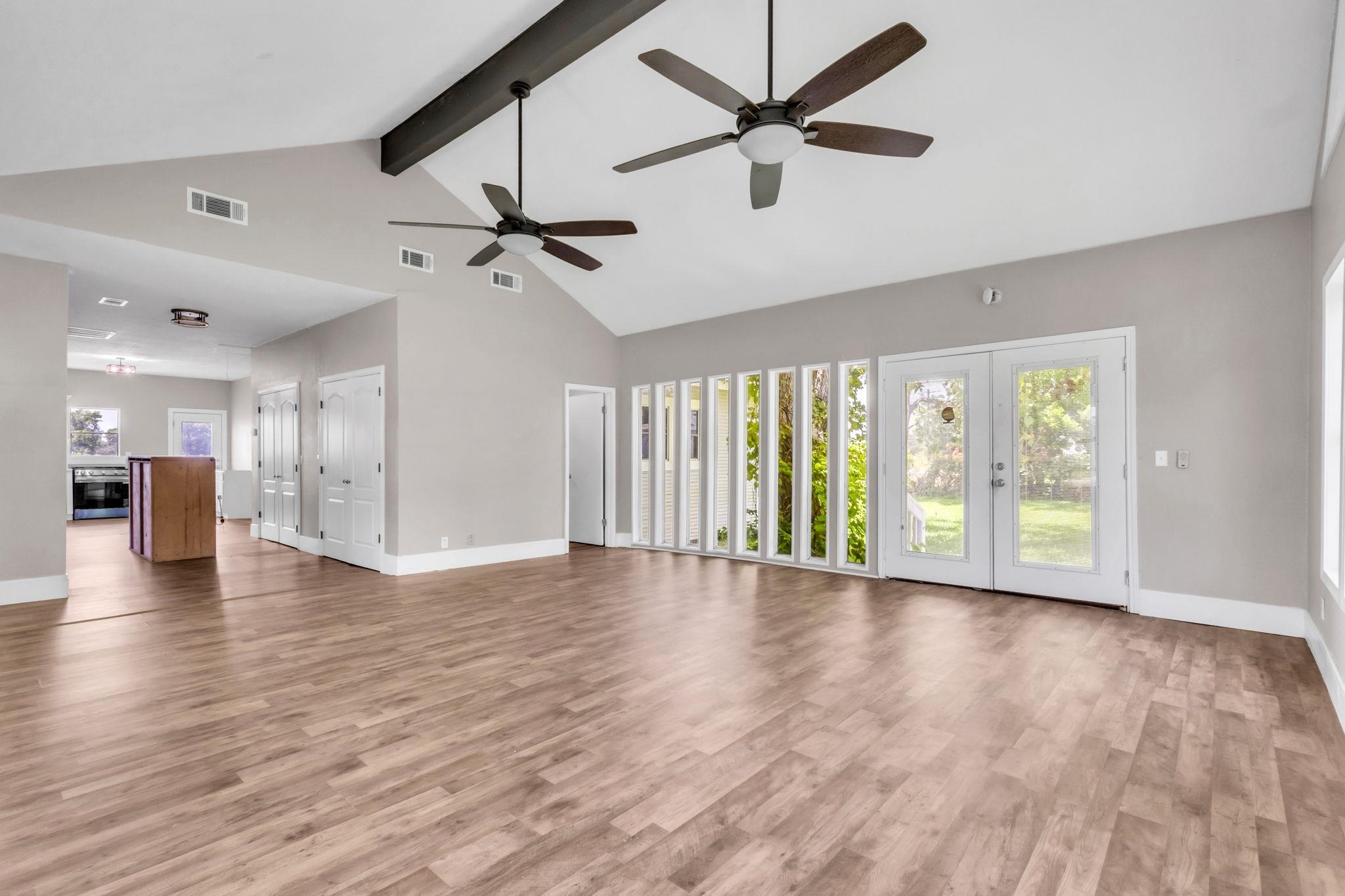 5010 Wilson Street Groves, TX 77619 - Photo 15 of 27