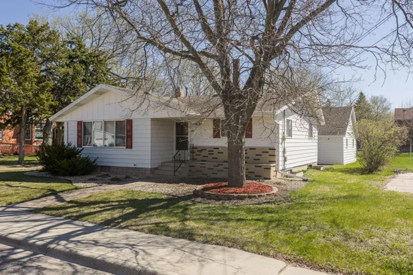 $225,000 | 34 Ivy Avenue Northeast, Richmond, MN 56368