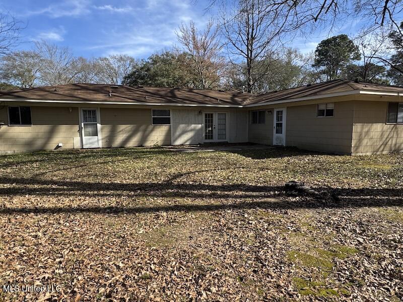 235 Pimlico Place Jackson, MS 39211 - Photo 18 of 18 Rear