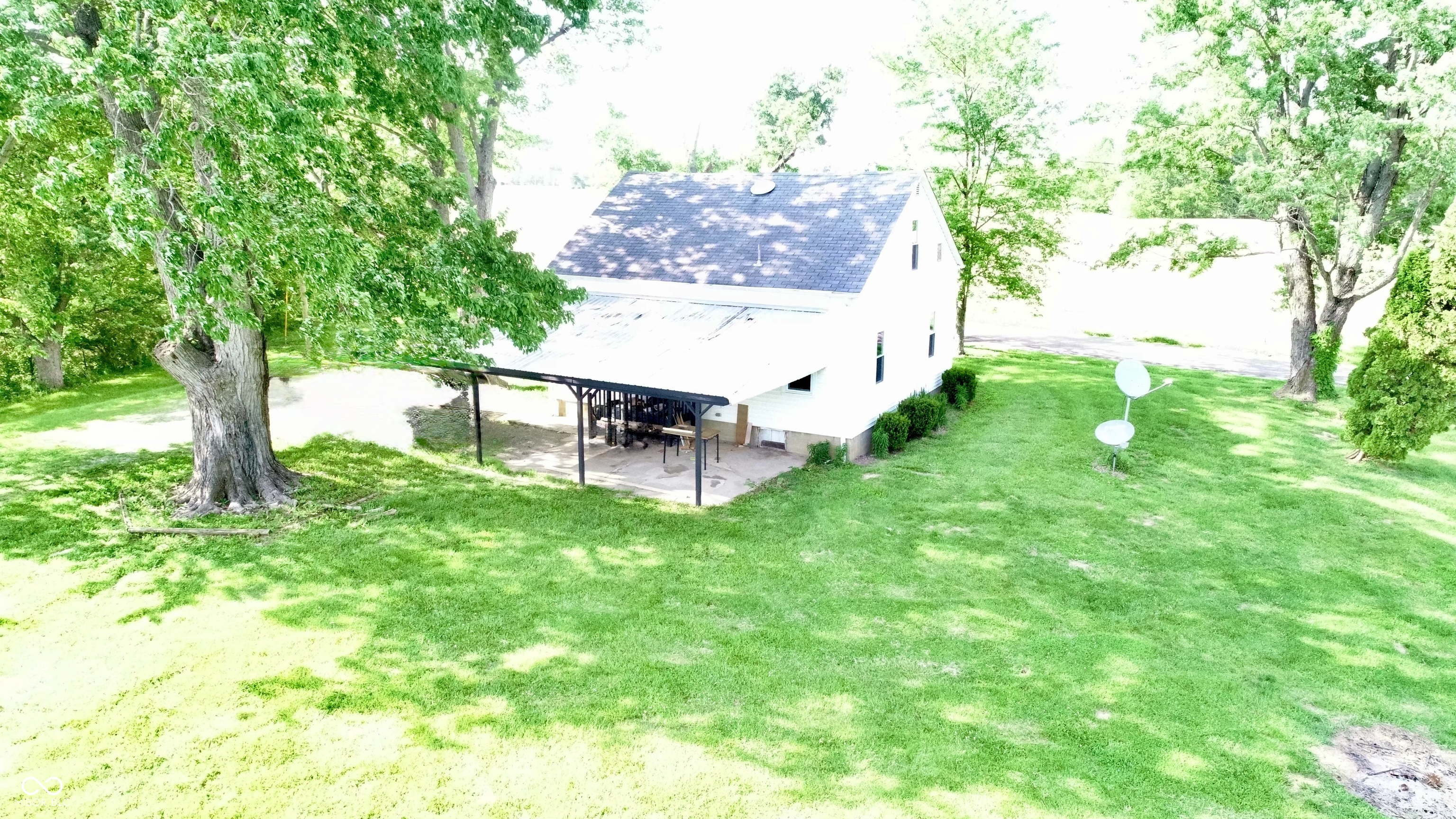 18092 Stone Church Road Laurel, IN 47024 - Photo 4 of 36
