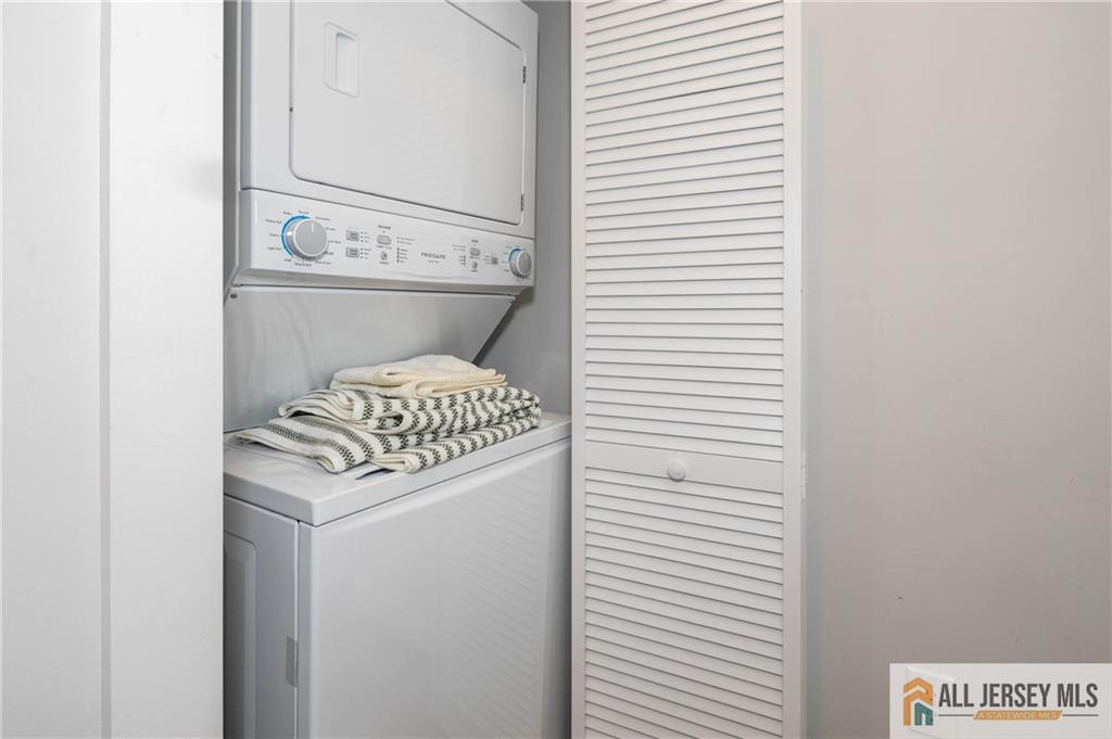 27 South 2nd Street Fords, NJ 08863 - Photo 21 of 33 a utility room with dryer and washer