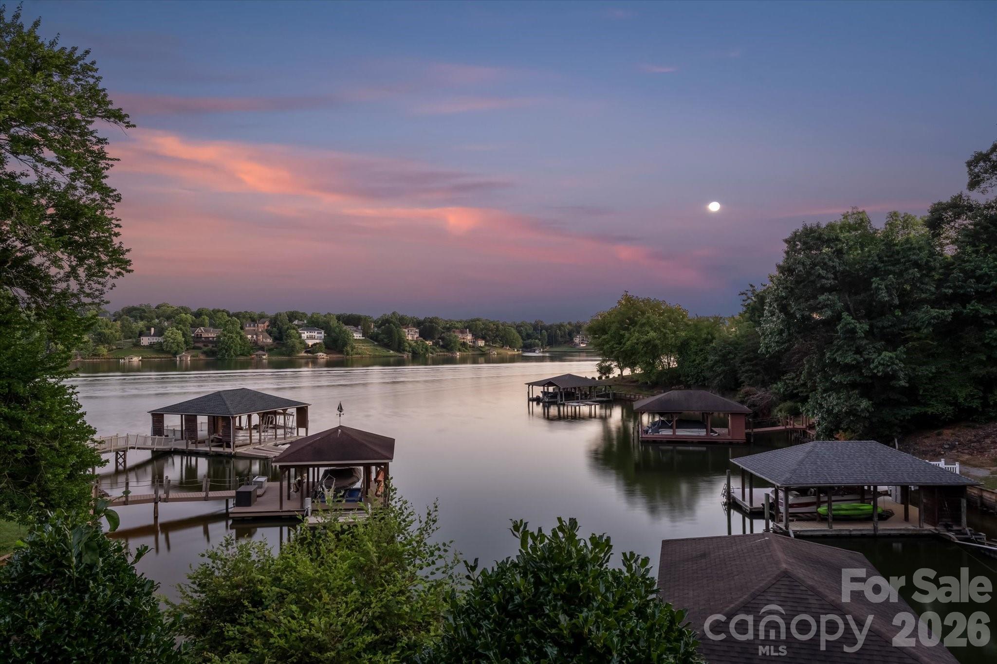 368 Players Ridge Road Hickory, NC 28601 - Photo 45 of 48 a view of a lake with sitting area