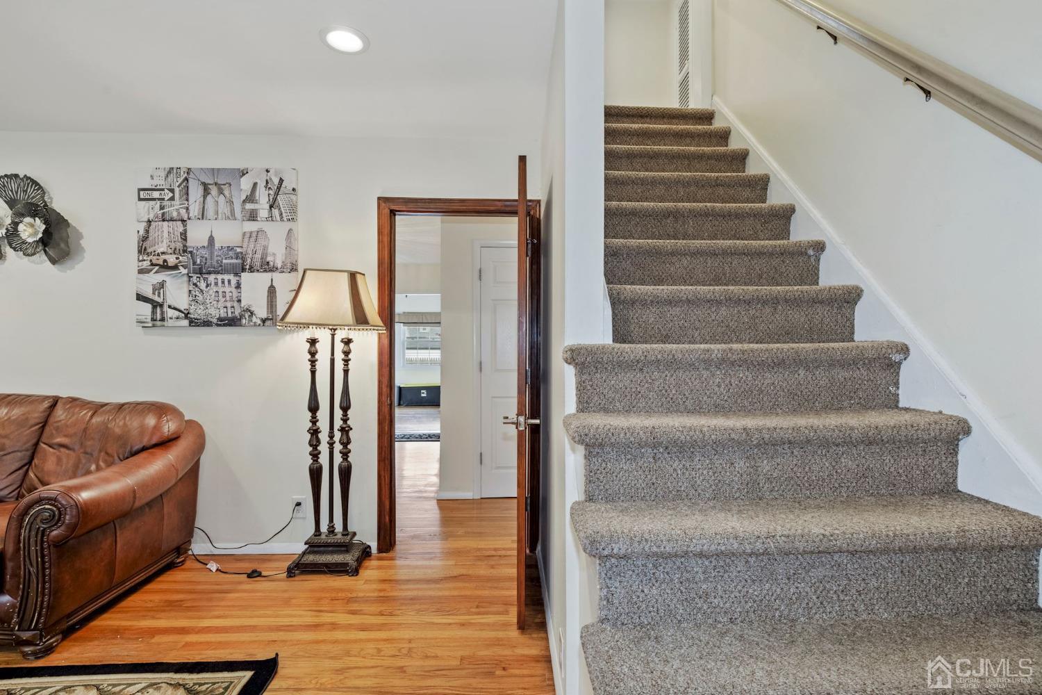 59 Clipper Avenue Edison, NJ 08817 - Photo 13 of 29 a view of entryway and hall