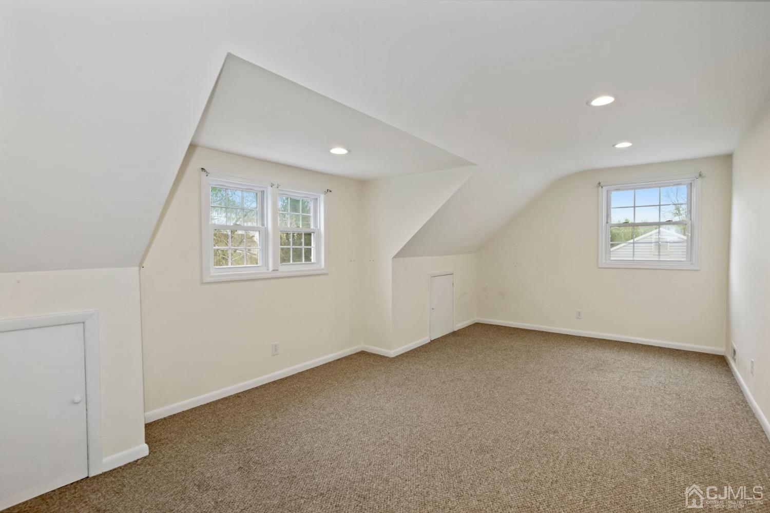 59 Clipper Avenue Edison, NJ 08817 - Photo 18 of 29 an empty room with windows