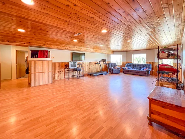 $875,000 | 719 Deer Meadow Way, Kettle Falls, WA 99141