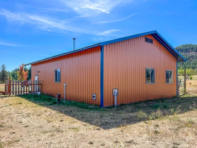 $875,000 | 719 Deer Meadow Way, Kettle Falls, WA 99141