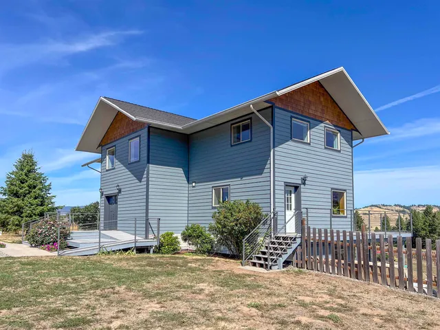 $875,000 | 719 Deer Meadow Way, Kettle Falls, WA 99141