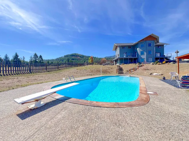 $875,000 | 719 Deer Meadow Way, Kettle Falls, WA 99141