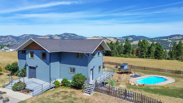 $875,000 | 719 Deer Meadow Way, Kettle Falls, WA 99141
