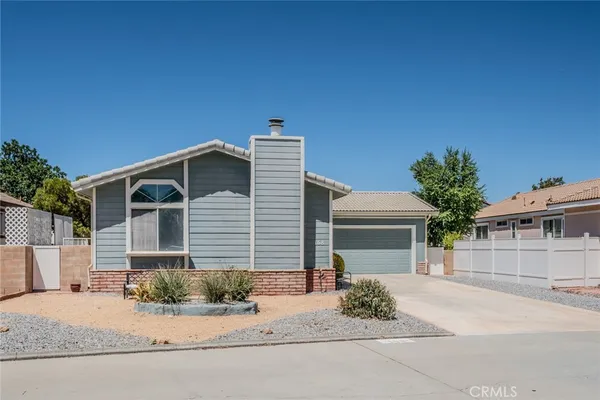 $165,000 | 22241 Nisqually Road, Unit 168, Apple Valley, CA 92308