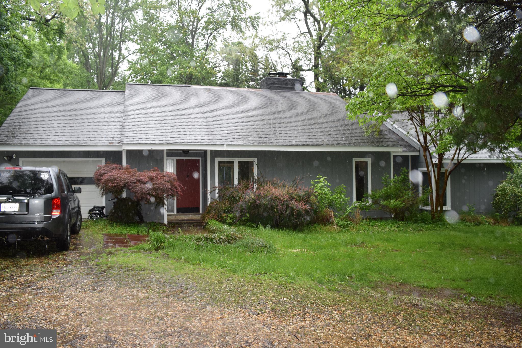 1672 Trap Road Vienna, VA 22182 - Photo 3 of 22
