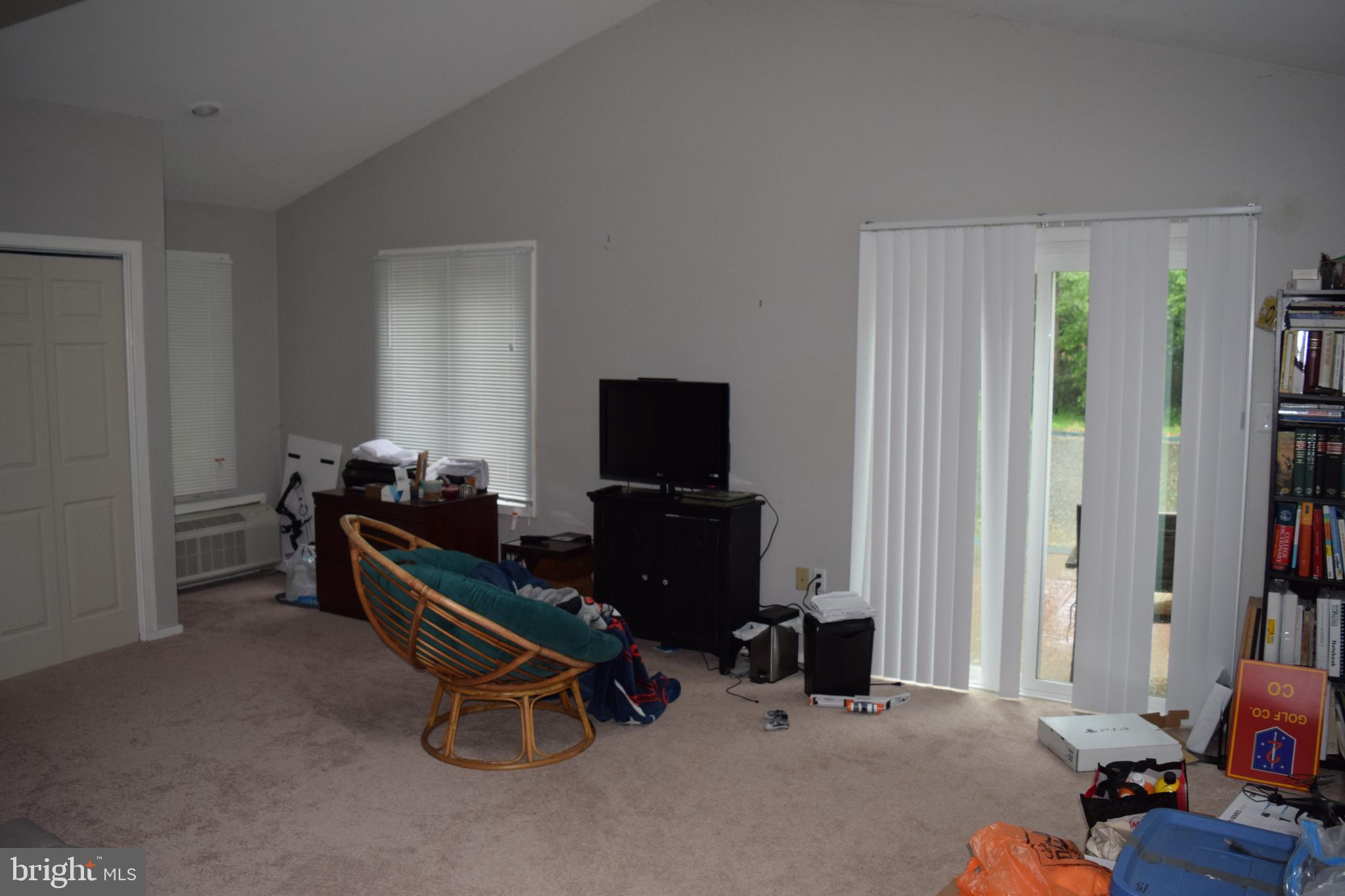 1672 Trap Road Vienna, VA 22182 - Photo 10 of 22