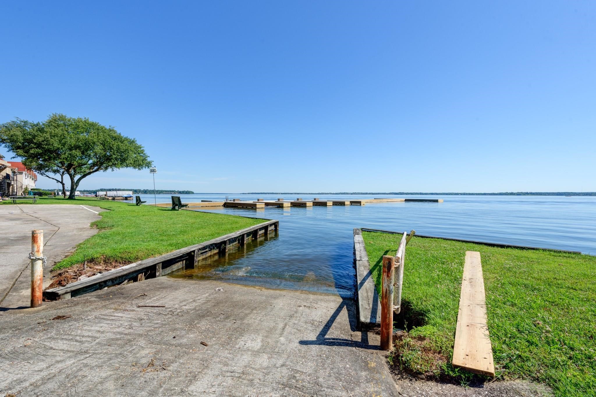 38 Regency Point Montgomery, TX 77356 - Photo 47 of 49 access to the lake