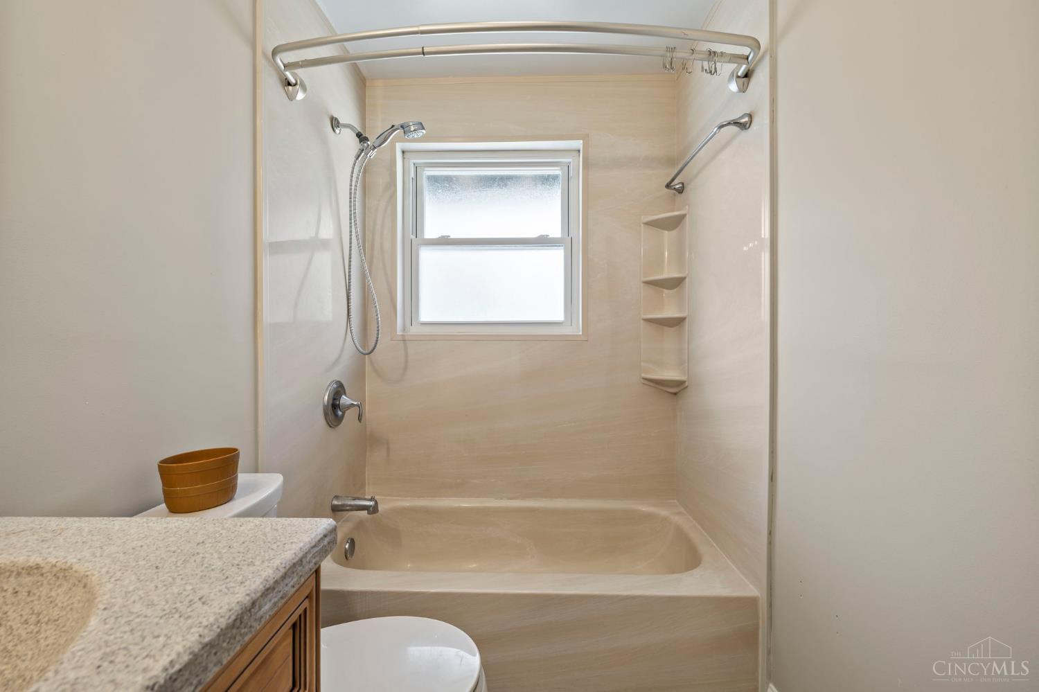 3336 Alexis Road Cincinnati, OH 45239 - Photo 30 of 41 Gallery Image 30