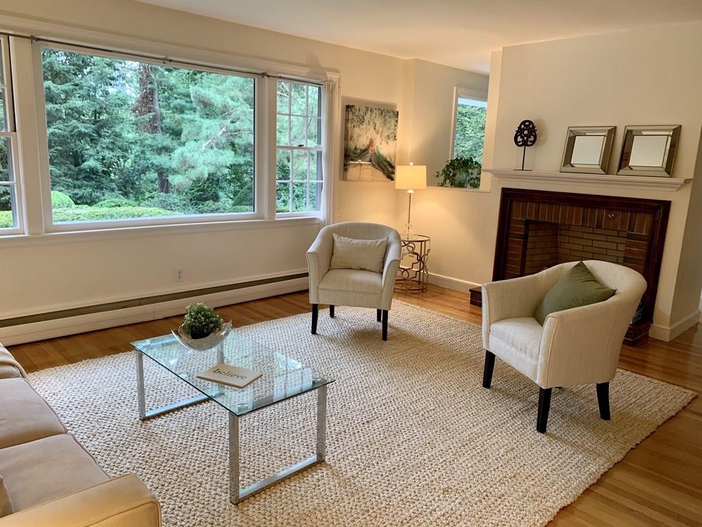 30 Lexington Road Wellesley, MA 02482 - Photo 2 of 13