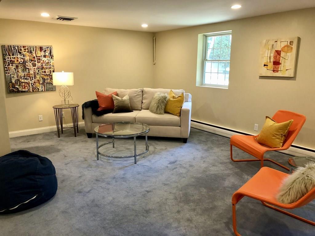 30 Lexington Road Wellesley, MA 02482 - Photo 9 of 13
