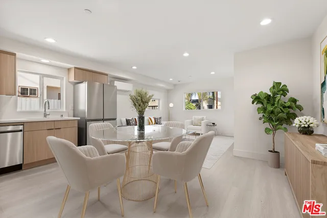 $2,250 | 6943 Simpson Avenue, North Hollywood, CA 91605