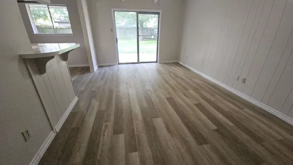 $1,850 | 934 Dellbrook Drive, Houston, TX 77038