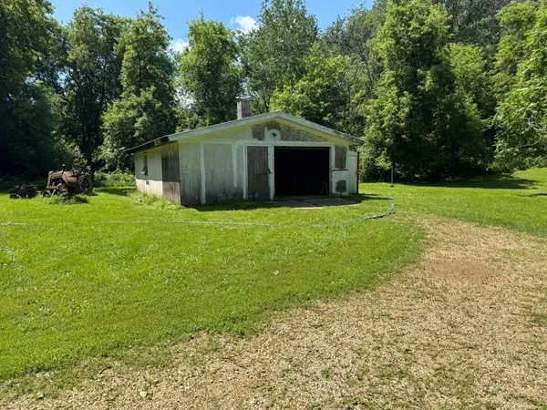$549,000 | W8785 Highway 82, Elroy, WI 53929