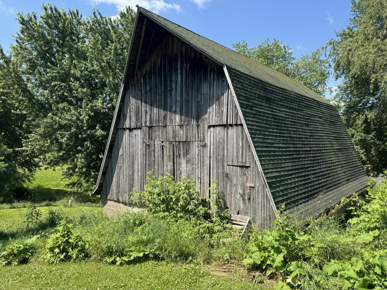 W8785 Highway 82 Elroy, WI 53929 - Photo 8 of 57