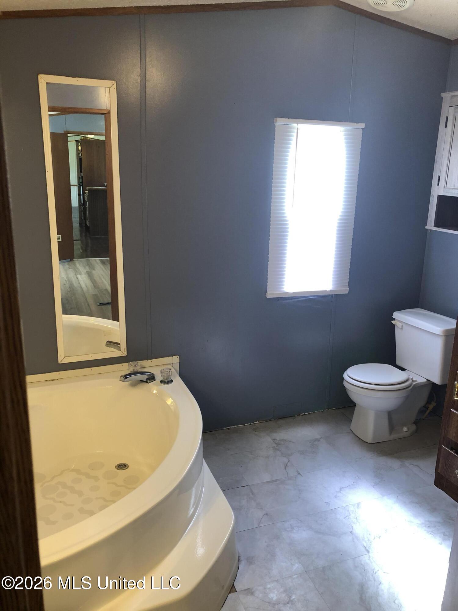 3145 Prichard Road Tunica, MS 38676 - Photo 7 of 10 Master Bath